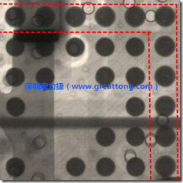 BGA錫球尺寸小于0.4mm，采用降低BGA內(nèi)圍襲球的錫膏量所得到X-Ray，稍微留意一下可以發(fā)現(xiàn)最外圈的錫量(圓的直徑)比其他內(nèi)圍的錫球上的錫量來(lái)得多一點(diǎn)點(diǎn)。也就是外圈的黑色圓形直徑比內(nèi)圈的圓形來(lái)得大一點(diǎn)點(diǎn)。